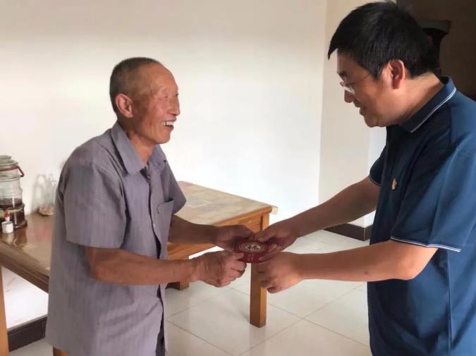 泓源公司深入幫扶村開展走訪慰問(wèn)活動(dòng)(圖2)