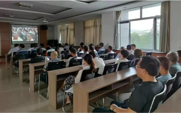 泓源公司集中收看慶祝中國共產(chǎn)黨成立100周年大會(huì )實(shí)況(圖5)