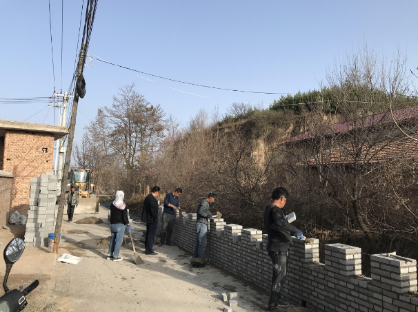 文明創(chuàng  )建我先行——市產(chǎn)投集團積極提升包抓共建村社人居環(huán)境(圖1)
